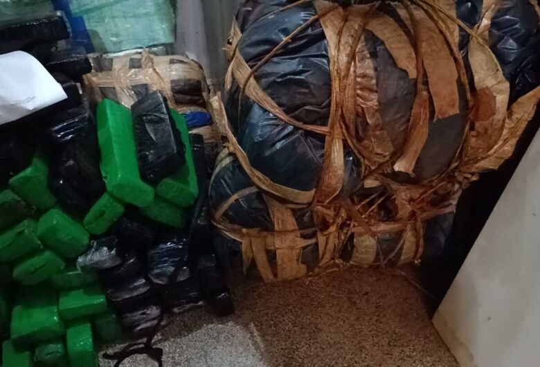 Quatro presos após polícia encontrar depósito de drogas em Dourados